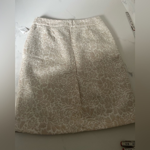 NWT, Old Navy thick damask pencil skirt - Picture 11 of 11